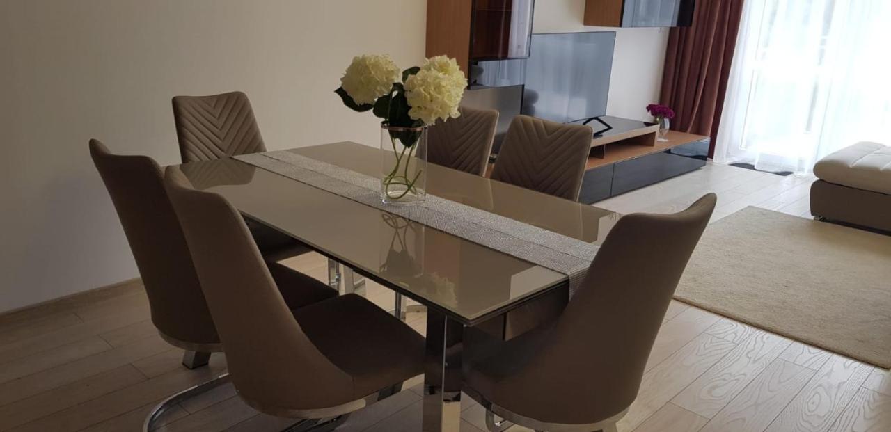 Elite Apartments Сіная Екстер'єр фото